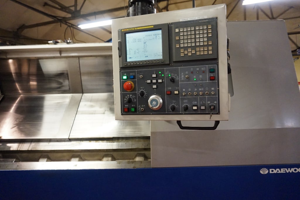 DAEWOO PUMA 400LB  2001